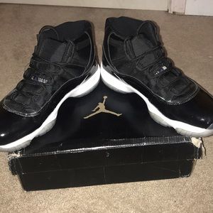 Jordan 11 space jam used